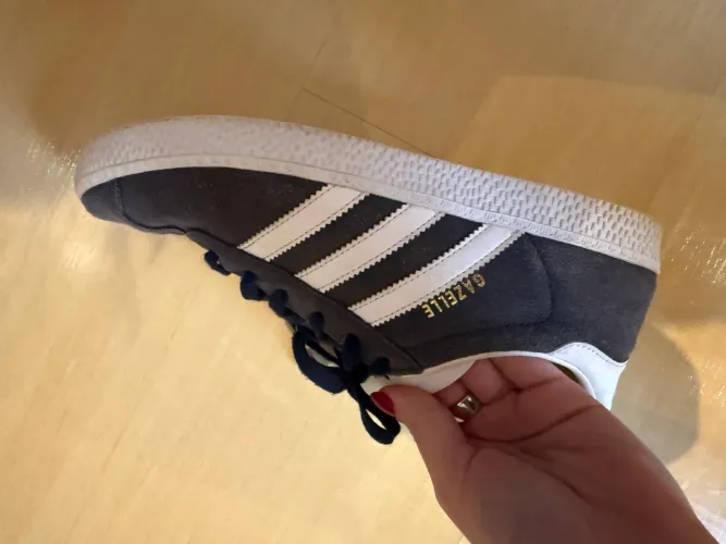 VENDO TÊNIS ADIDAS GAZELLI AZUL