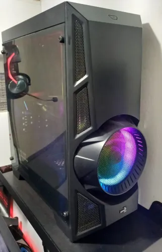 Gabinete Gamer Aerocool (Usado)
