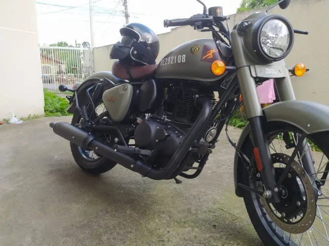 Classic 350 - Royal Enfield 
