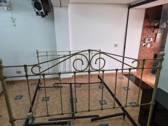 Cama de ferro Colonial King Size