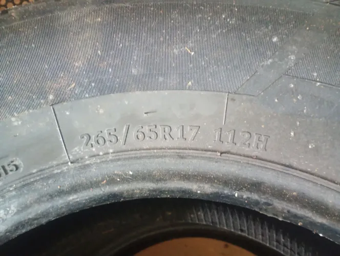 Pneu 265/65 R17