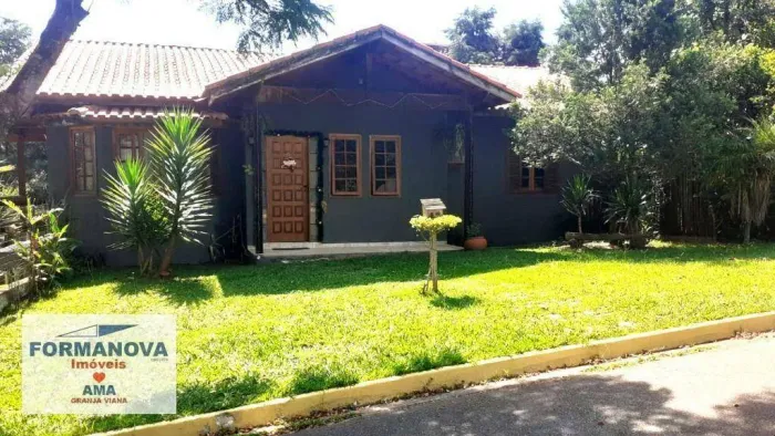 Casa com 3 suítes à venda no Condomínio Granja Caiapia - Granja Viana - SP