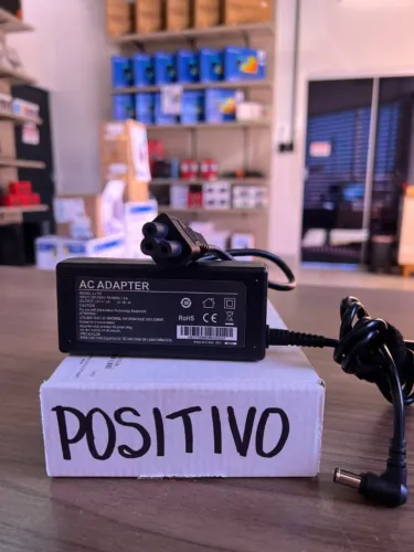 Carregador de Notebook POSITIVO (611)