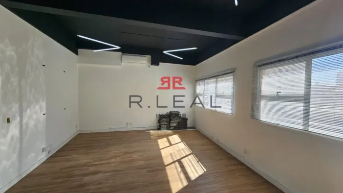 Sala comercial na Arte Brasil Center