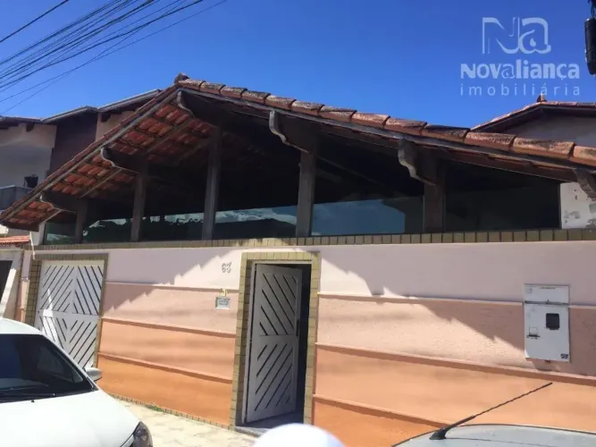 Casa com 4 quartos para alugar, 250 m² - Praia das Gaivotas - Vila Velha/ES