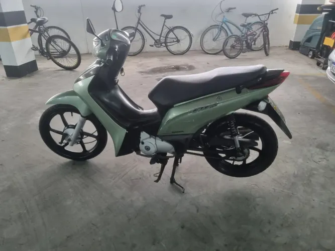 Vendo honda biz 2011