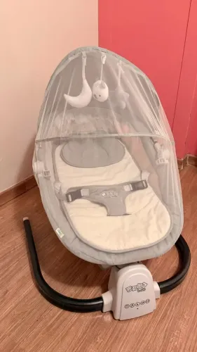 Balanço elétrico para bebê