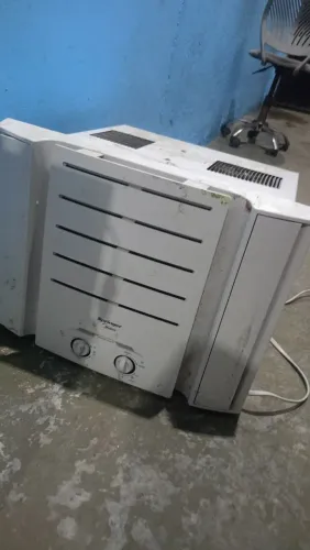 Ar condicionado de janela 