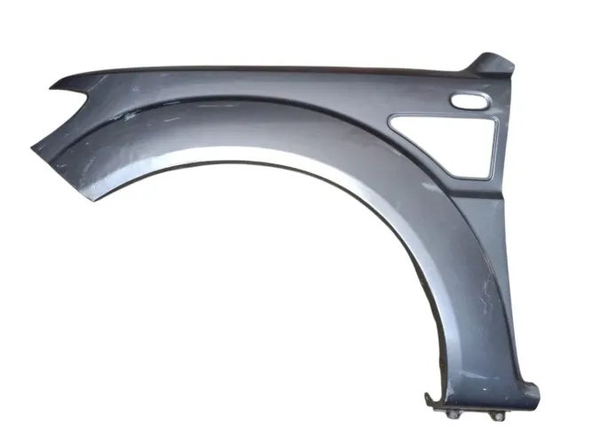 Paralama Mitisubishi TR4 2010/2016 Original 