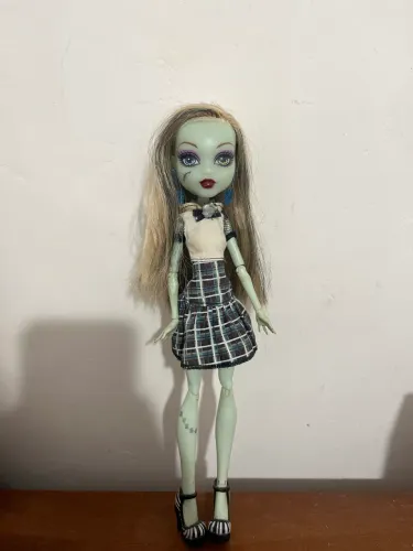 Monster High Frankie Stein Ghouls Alive
