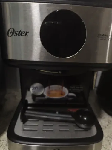 Máquina de Café Oster Nova