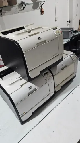Impressora HP Laserjet Pro M451DW