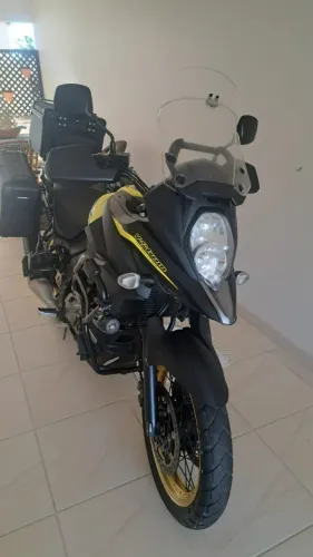 Suzuki V-Strom
