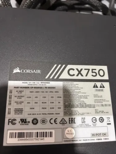 Fonte ATX Corsair CX750W bivolt