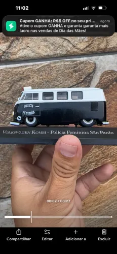 Miniatura combi 1/43 polícia feminina 