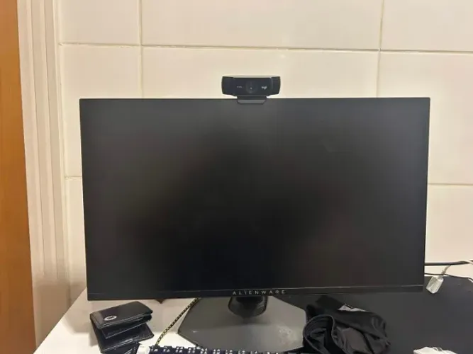 Monitor Alienware AW2523HF 360hz - 1 ano de uso