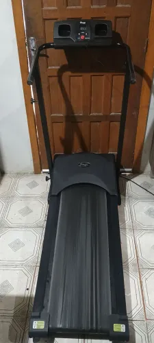 Esteira eletrica Dream Energy 1600 até 100Kg apenas 7 meses de uso