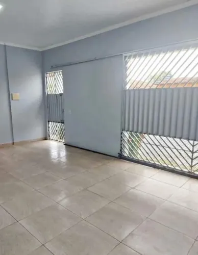 LINDA CASA A VENDA EM SAO PAULO VILA GUEDES PROXIMO AO PAO DE AÇUCAR
