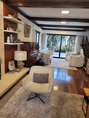 CASA EM CONDOMINIO, MUITO VERDE, 4 SUITES