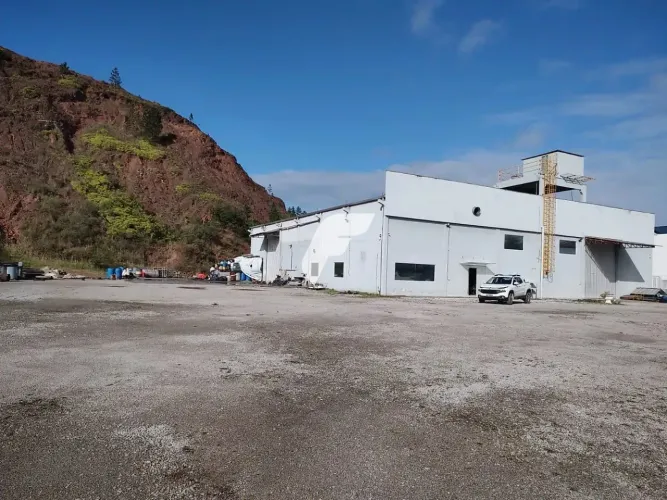 Terreno de 4.500m² com galpão, de frente para Rod. Antônio Heil - Itajaí/SC