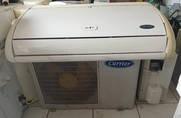 Ar Condicionado Carrier piso teto 24 mil BTUs 