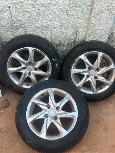 Rodas peugeot active aro 15 furação 108x4 3 rodas com pneu