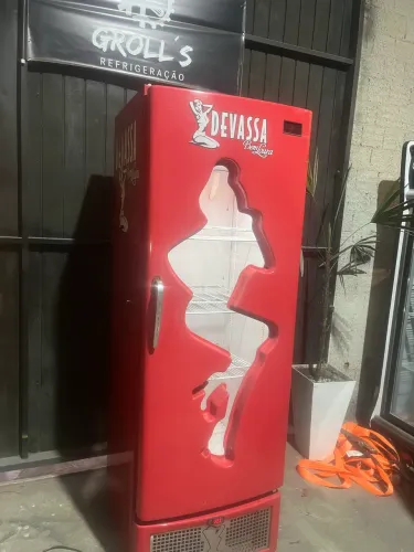 Cervejeira gelopar 450 L funcionando perfeitamente confira 220 v !