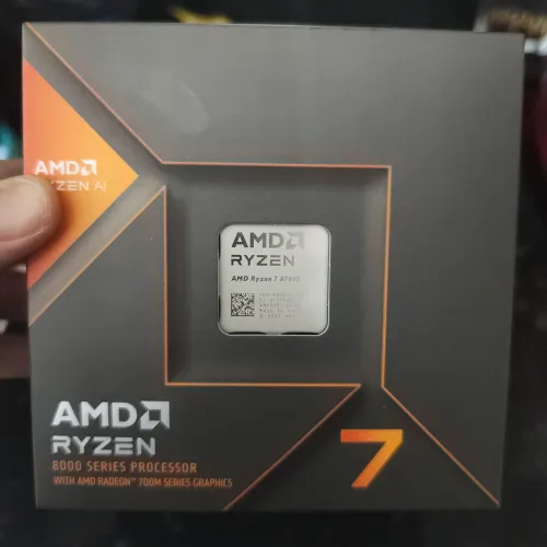 Processador AMD Ryzen 7 8700G AM5 5.1GHz