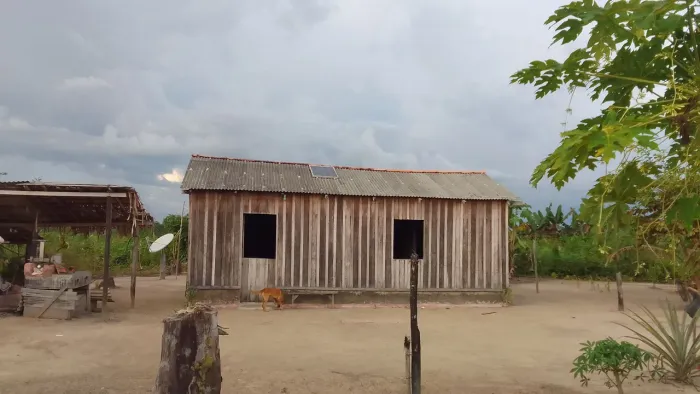 Vende-se essa casa