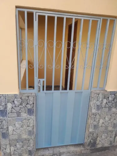 Alugo casa em Desterro de Entre Rios - bairro centro