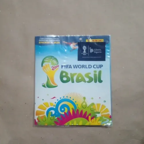 ÁLBUM DE FIGURINHAS COPA 2014 BRASIL