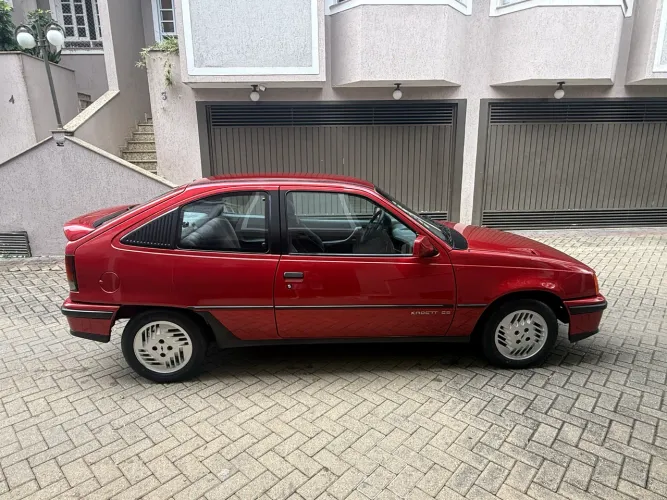 Chevrolet Kadett GSI / GS 2.0 1990