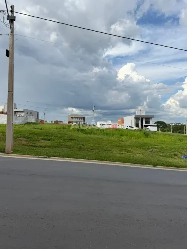 Jardins Versalhes Lote à Venda, 252.00 por R$ 280000.00 no setor Ilda AX37948