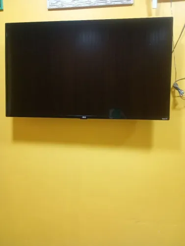 Vendo tv smartv 43 oac com defeito valor 250( ZAP *)to