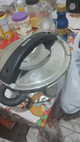 Panela de pressão inoxidável Tramontina 