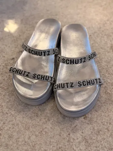 Papete Schutz - 37