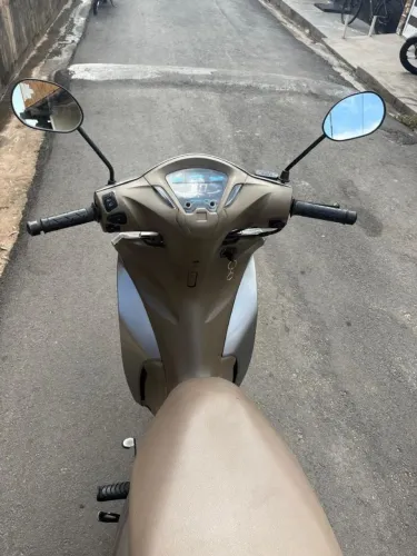 BIZ EX MUITO NOVA ÚNICA DONA 