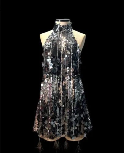 vestido dress victoria yan algart de paête e franjas de strass