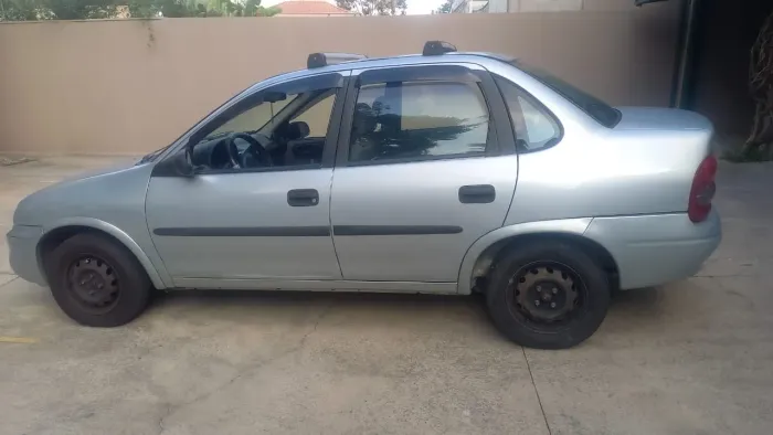 Chevrolet Corsa SED Class.life 1.0/1.0 Flexpower (álcool) 2009