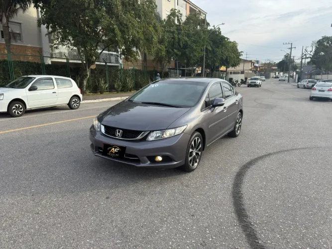Honda Civic Sedan LXR 2.0 Flexone 16V Aut. 4P 2016