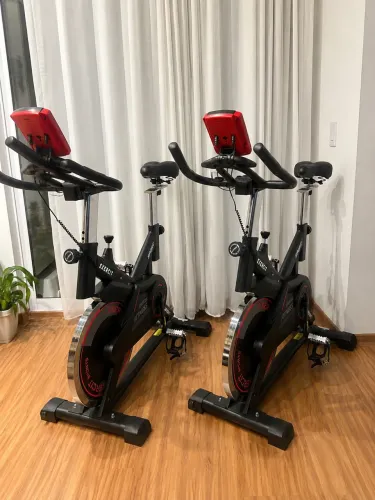 Bike Spinning Exercit Profissional c/ Monitor - 2 Unidades Disponíveis