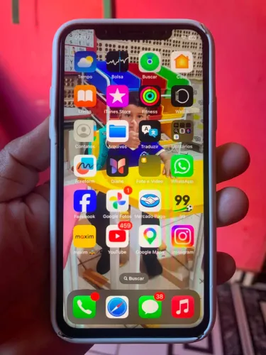iPhone XR/ 64gb