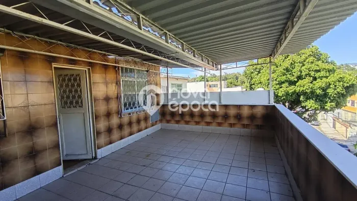 Maria da Graça | Casa 4 quartos, sendo 1 suite