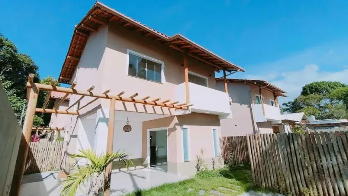 CASA NOVA COM 3 QUARTOS, 3 BANHEIROS EM ARRAIAL D'AJUDA - BAIRRO VILAS