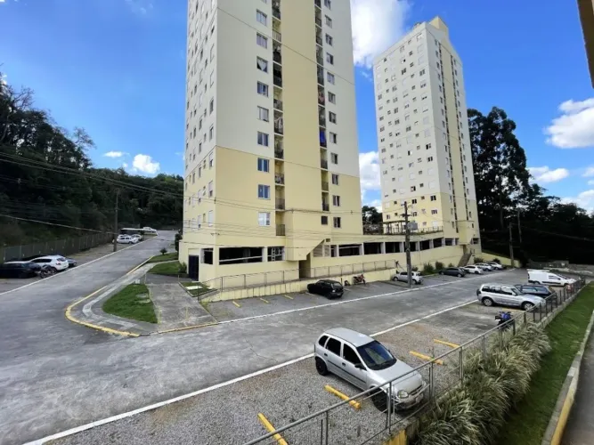 CAXIAS DO SUL - Apartamento Padrão - NÃO IDENTIFICADO