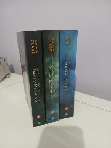 Trilogia artifícios das trevas - Cassandra Clare