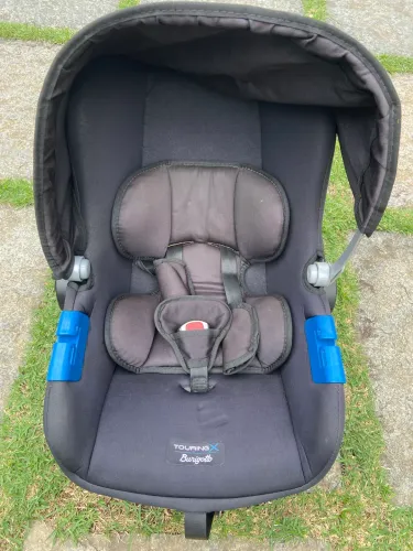 Bebê conforto com base