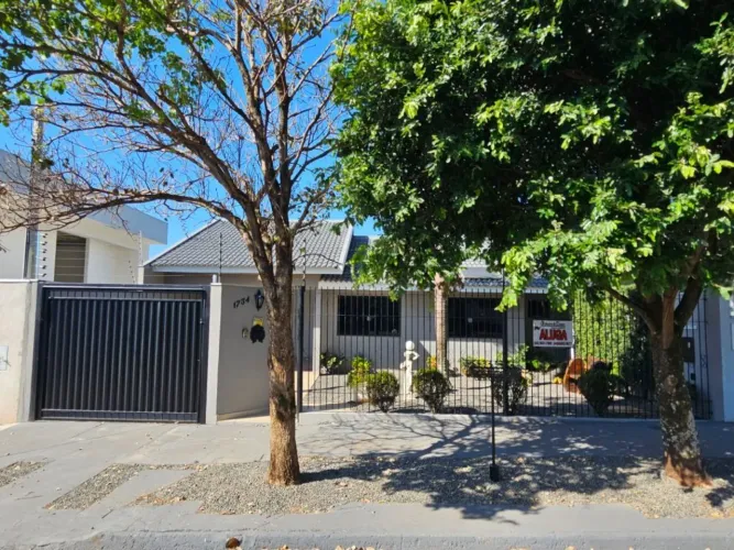 VENDA | Casa, com 3 quartos em Jardim Real, Maringá
