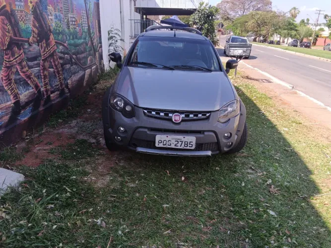 Fiat Palio Weekend Adventure Locker 1.8 Flex 2015
