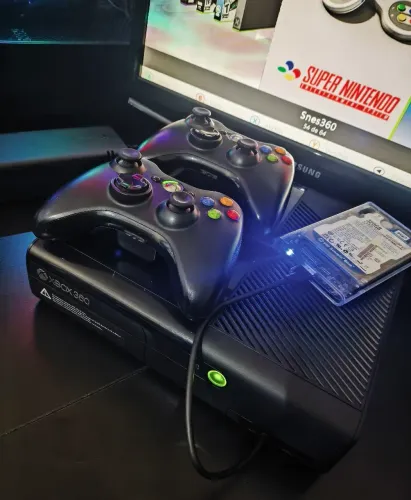 Xbox 360 super slim 320gb